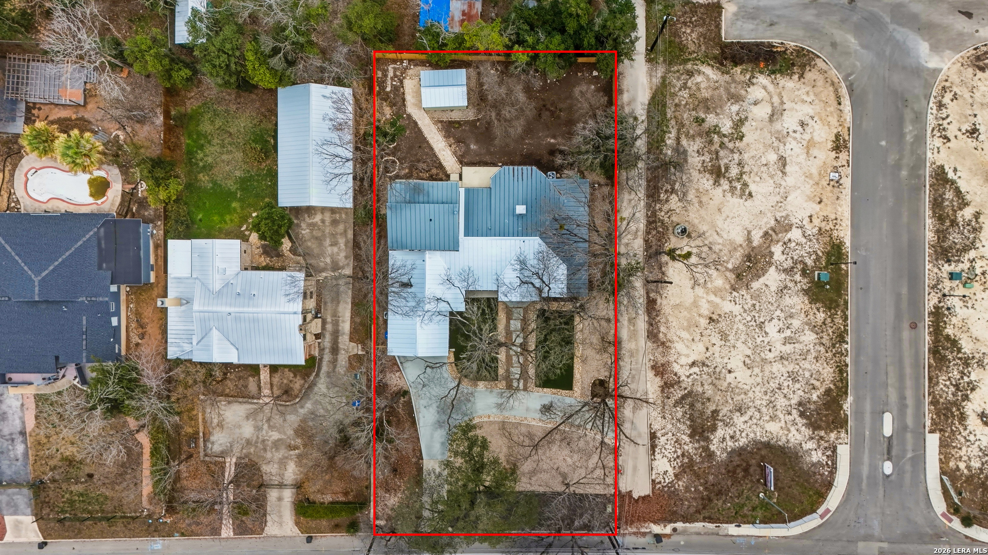main property photo 46