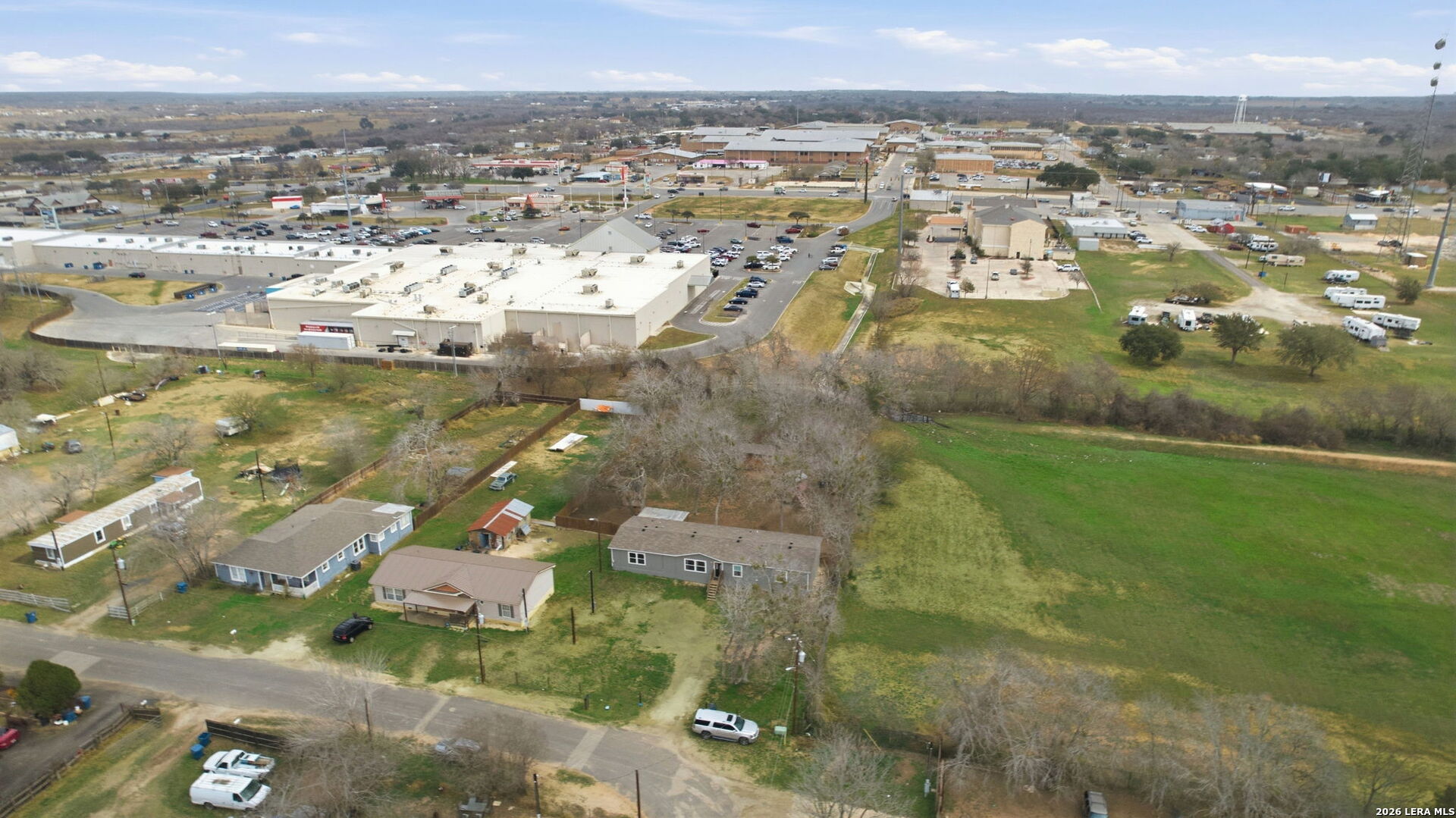 main property photo 27