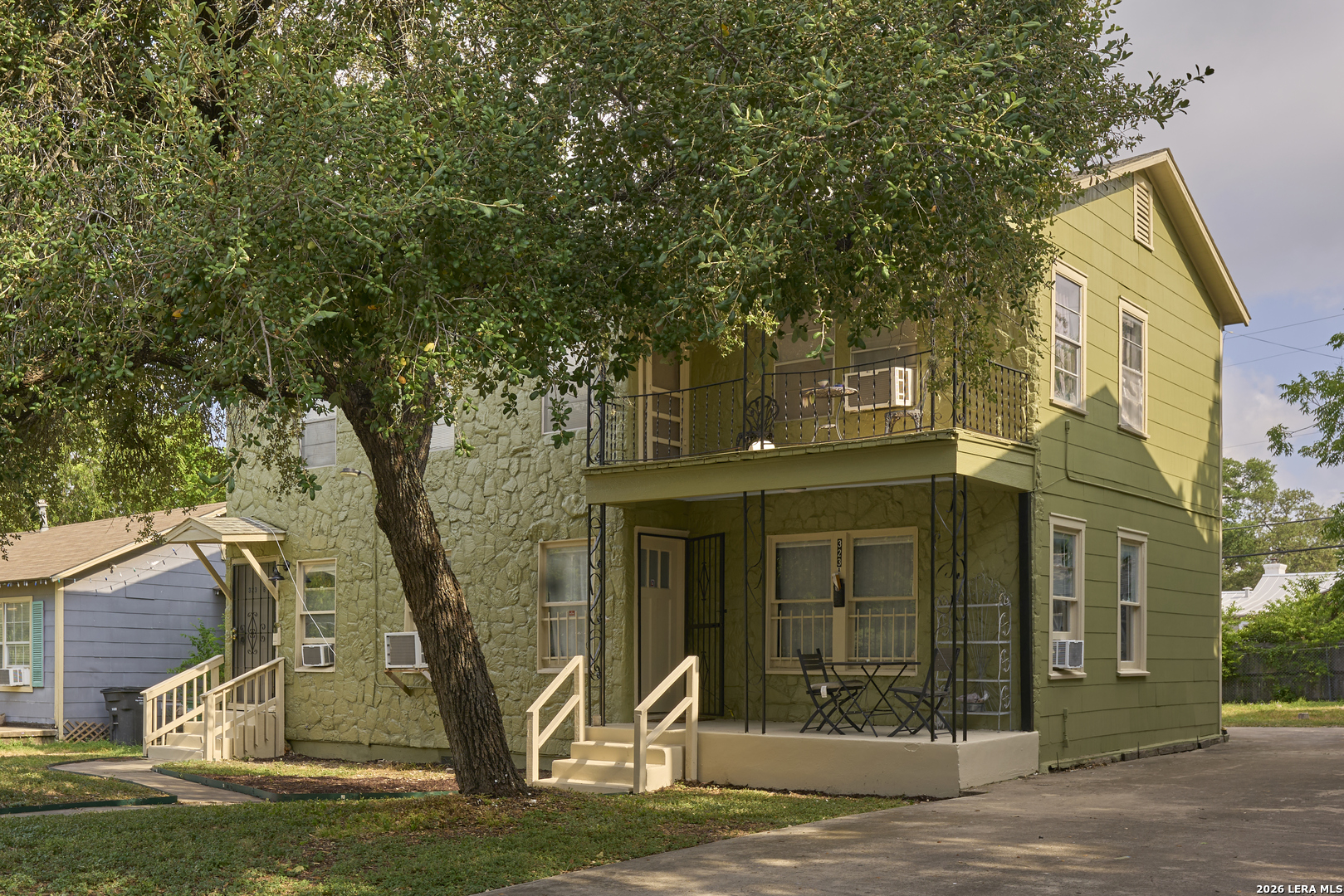 main property photo 4