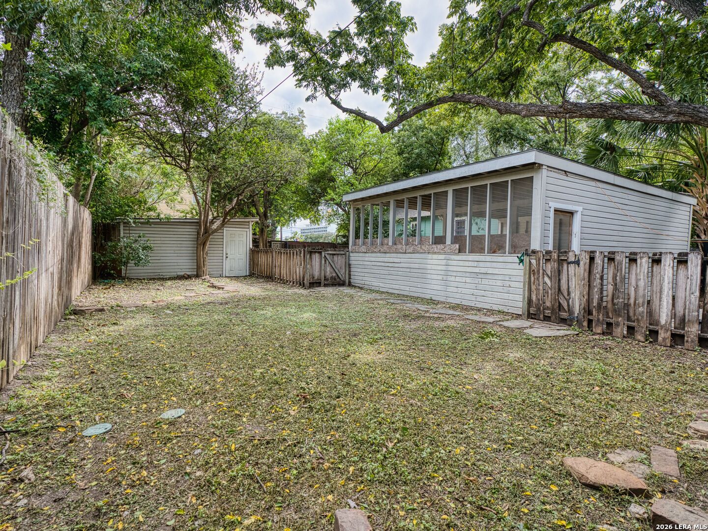 main property photo 36