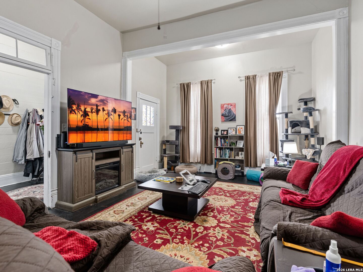 main property photo 5