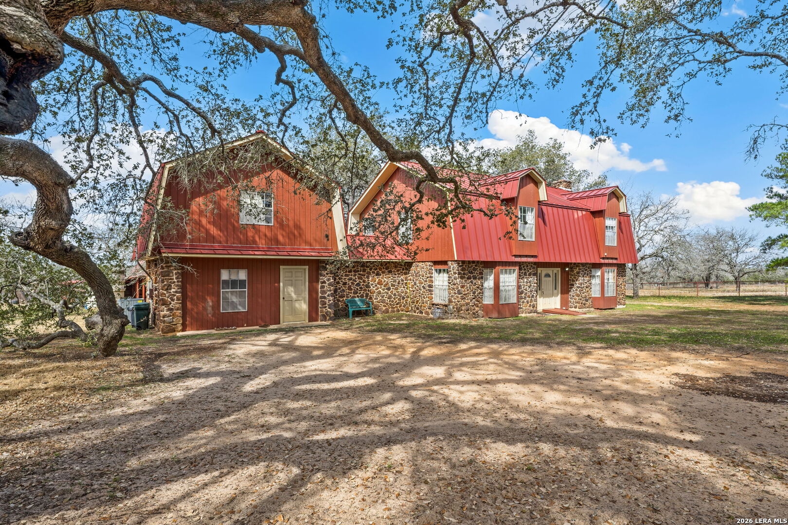 main property photo 32