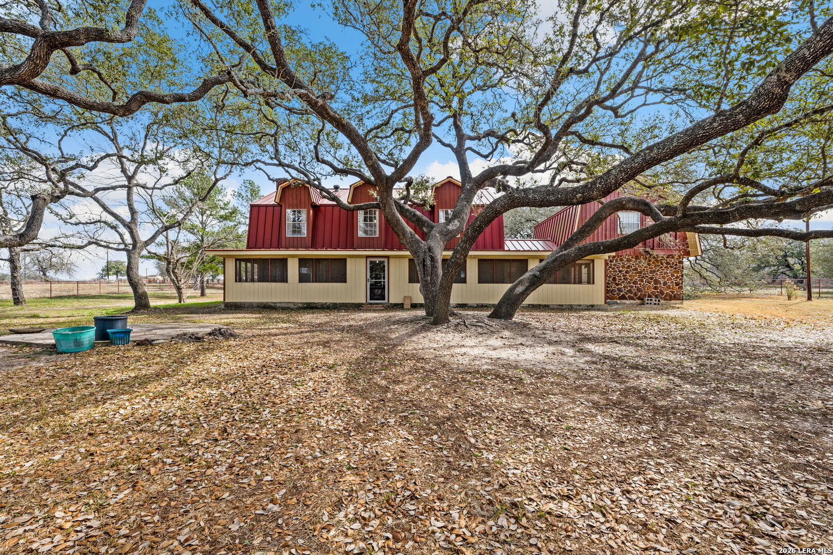 main property photo 45