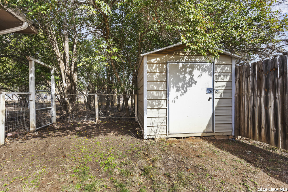 main property photo 21