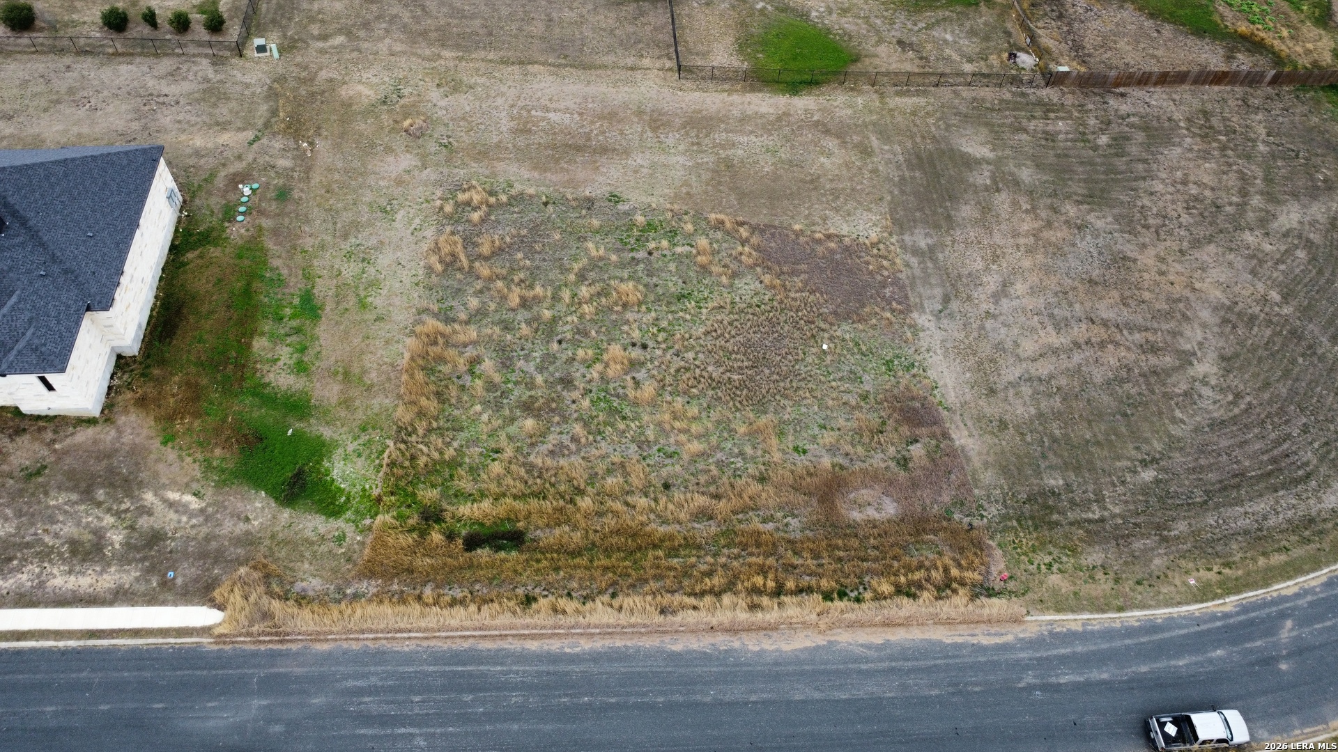 main property photo 8