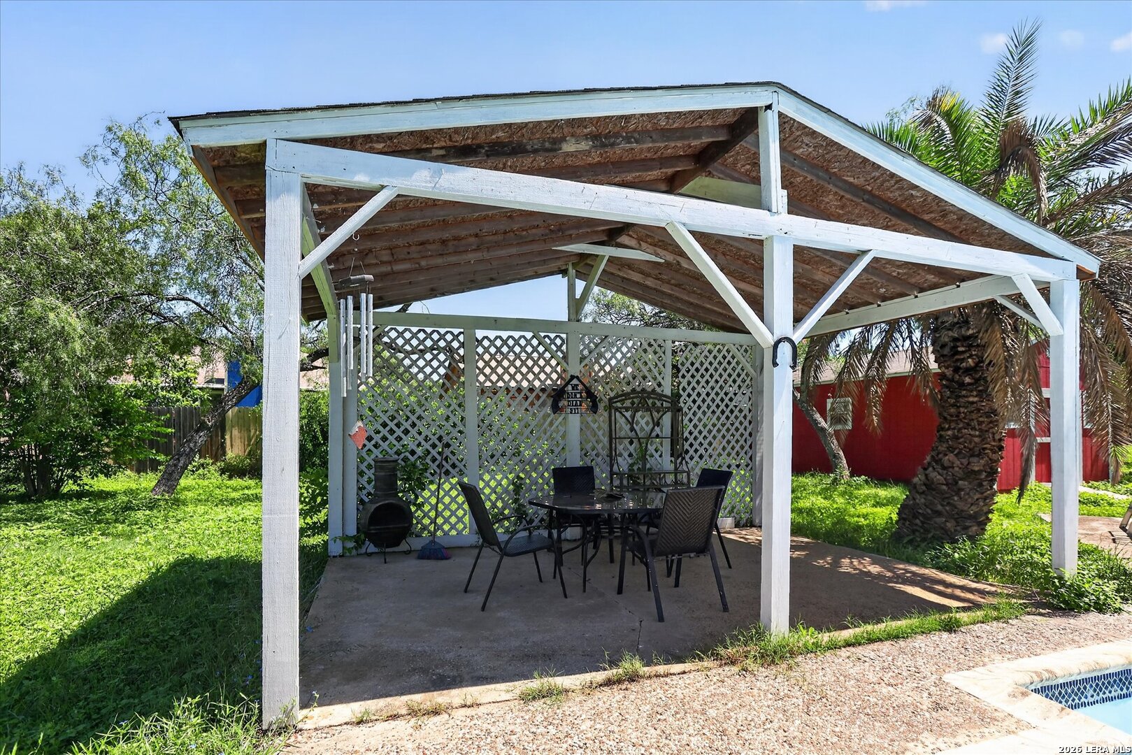 main property photo 31