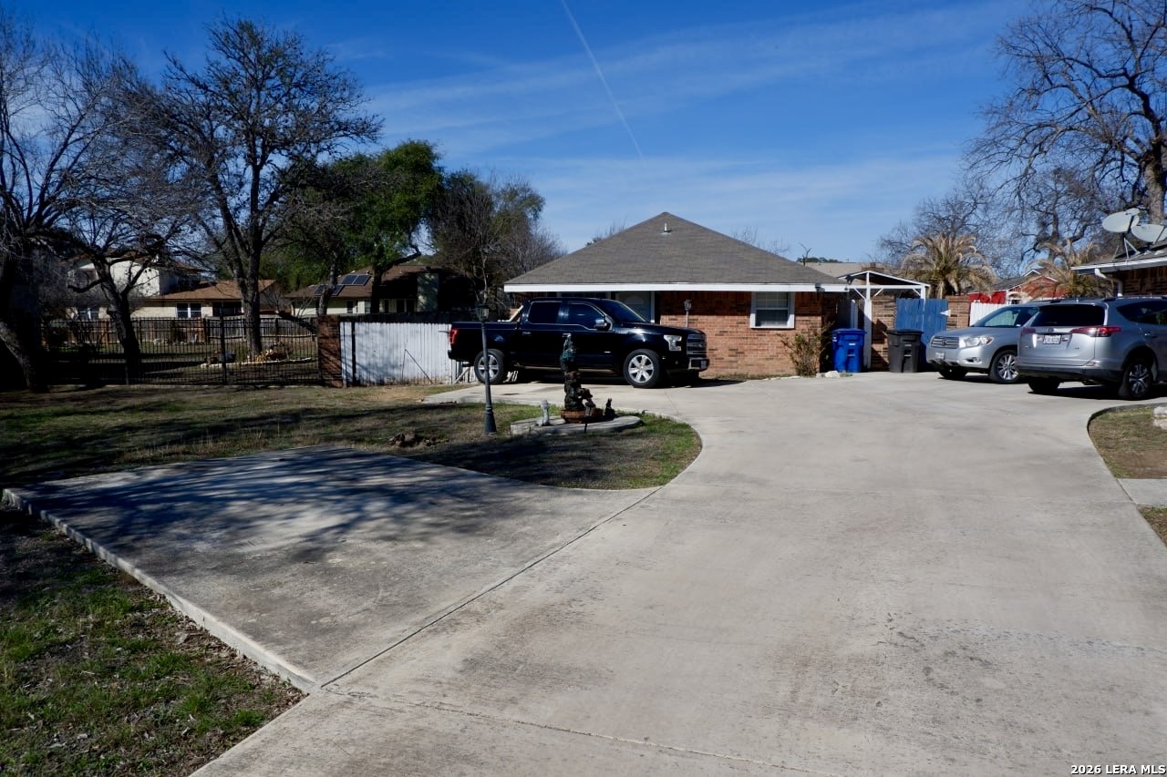 main property photo 35