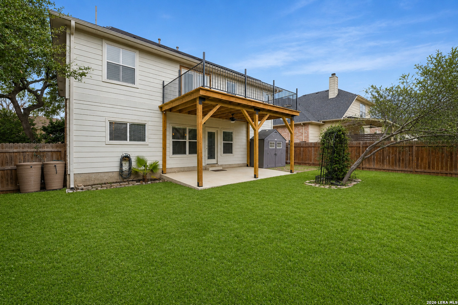 main property photo 33