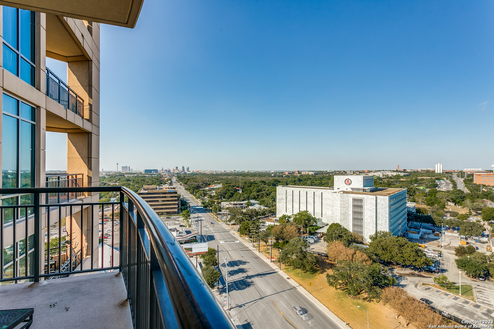 main property photo 19