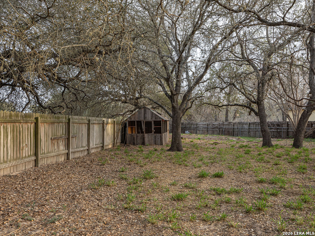 main property photo 35