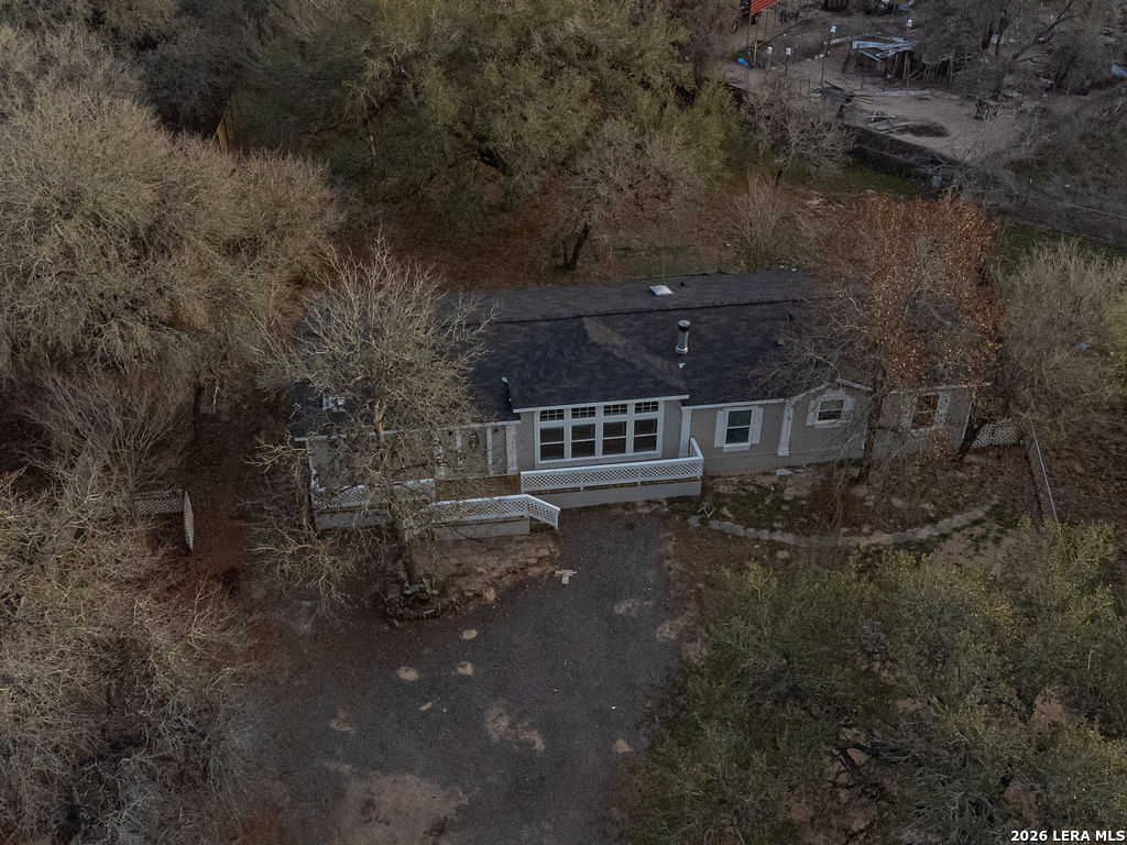 main property photo 40