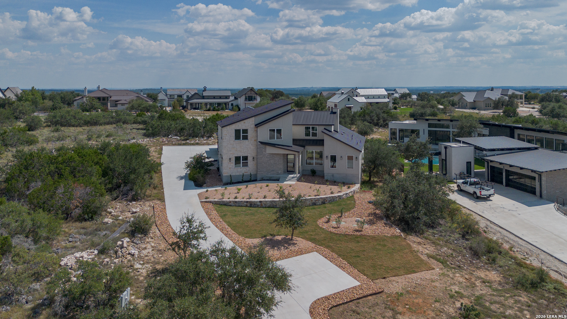 main property photo 47