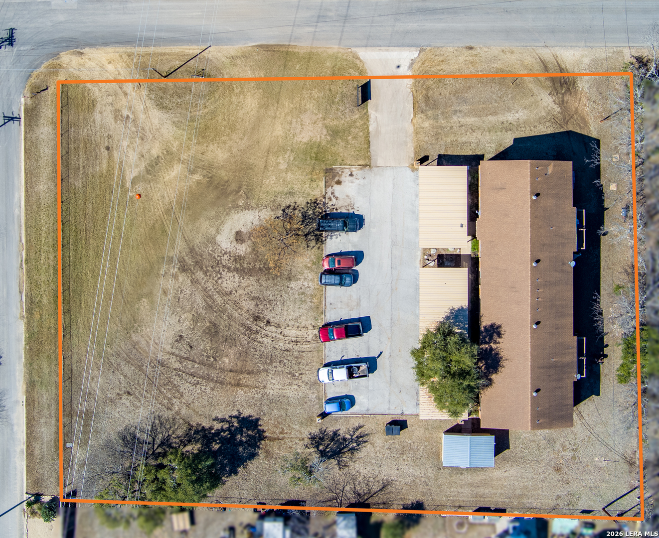 main property photo 10