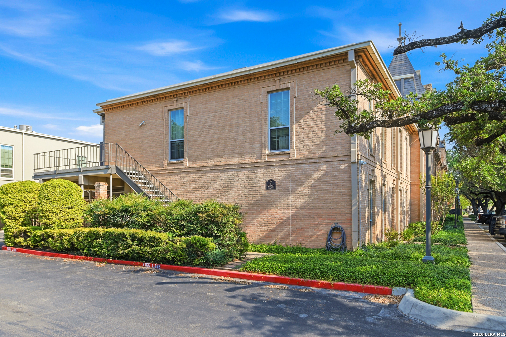 main property photo 21