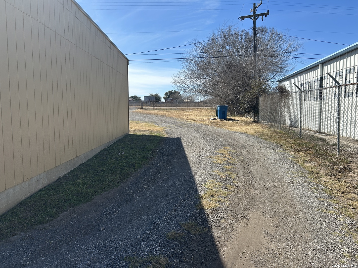 main property photo 7