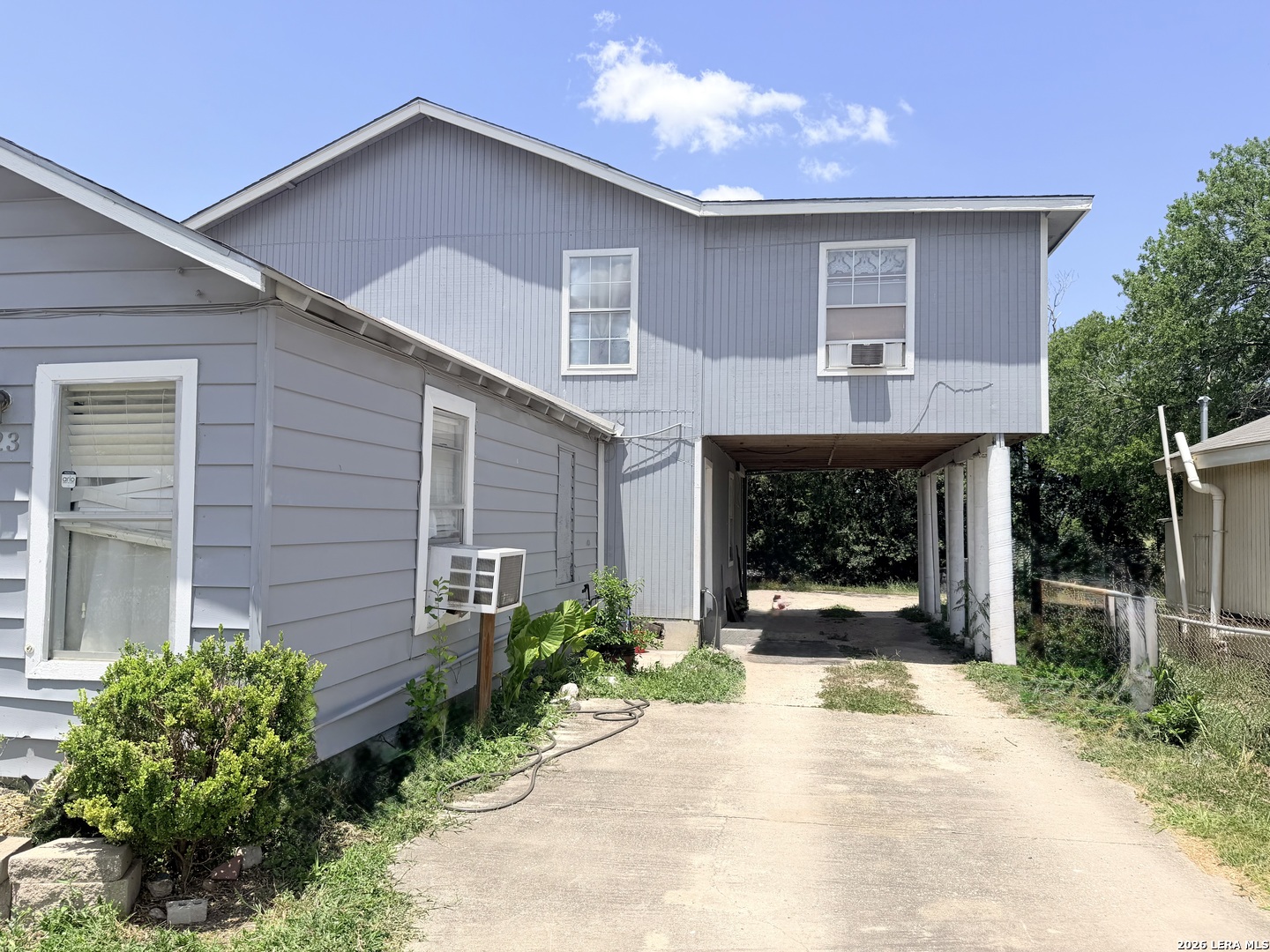 main property photo 3