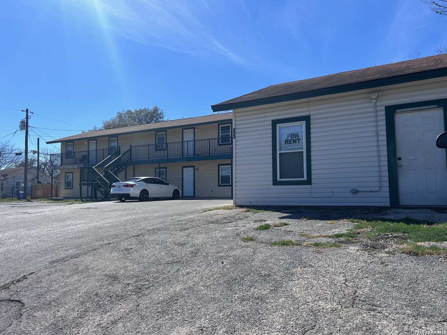 main property photo 15