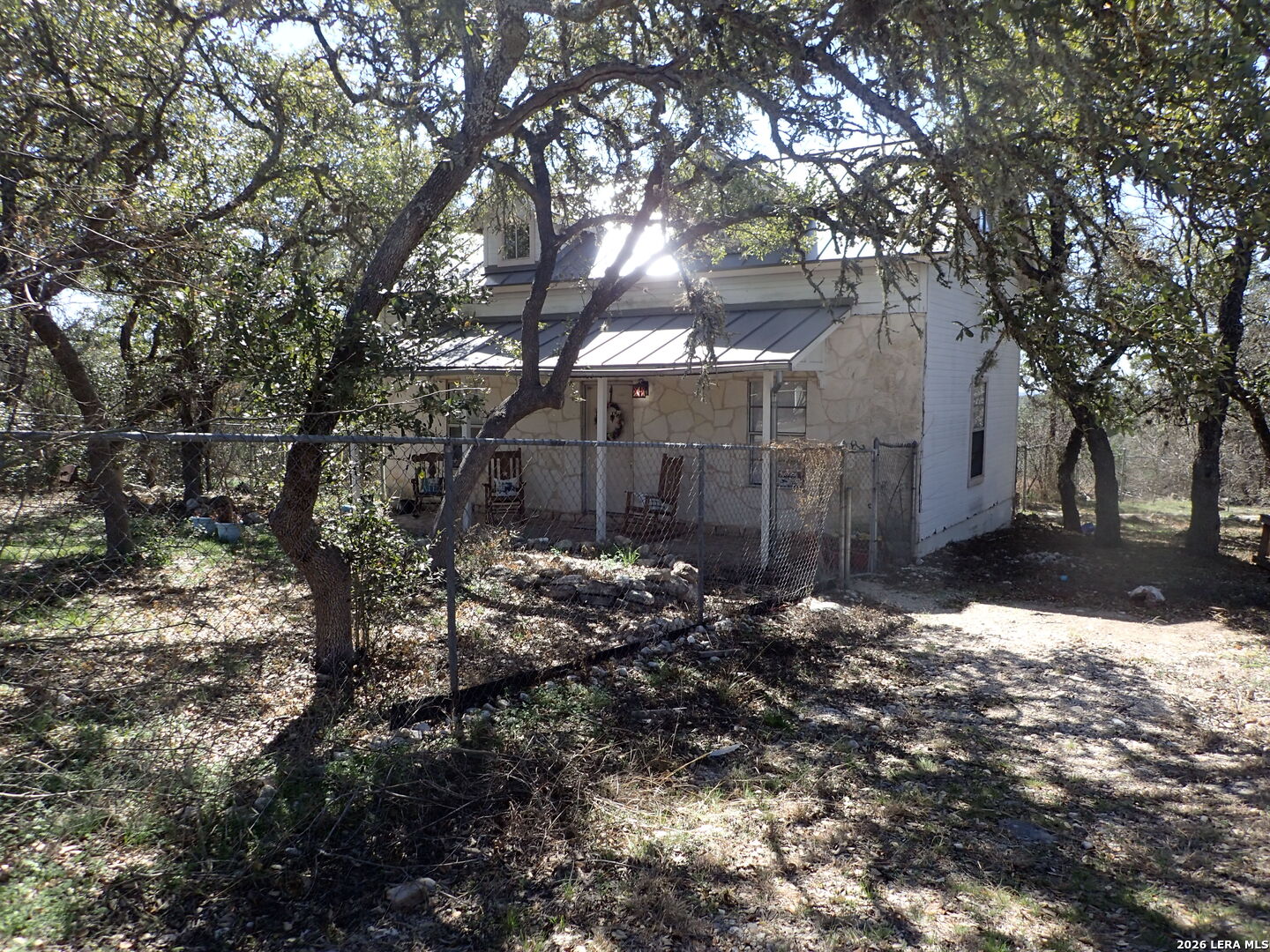 main property photo 13