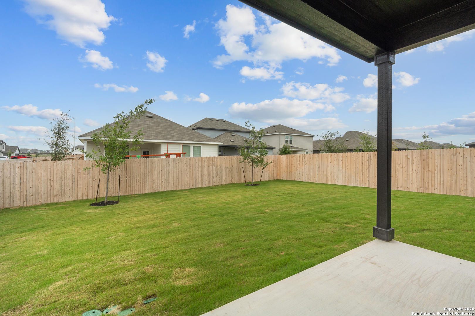 main property photo 27
