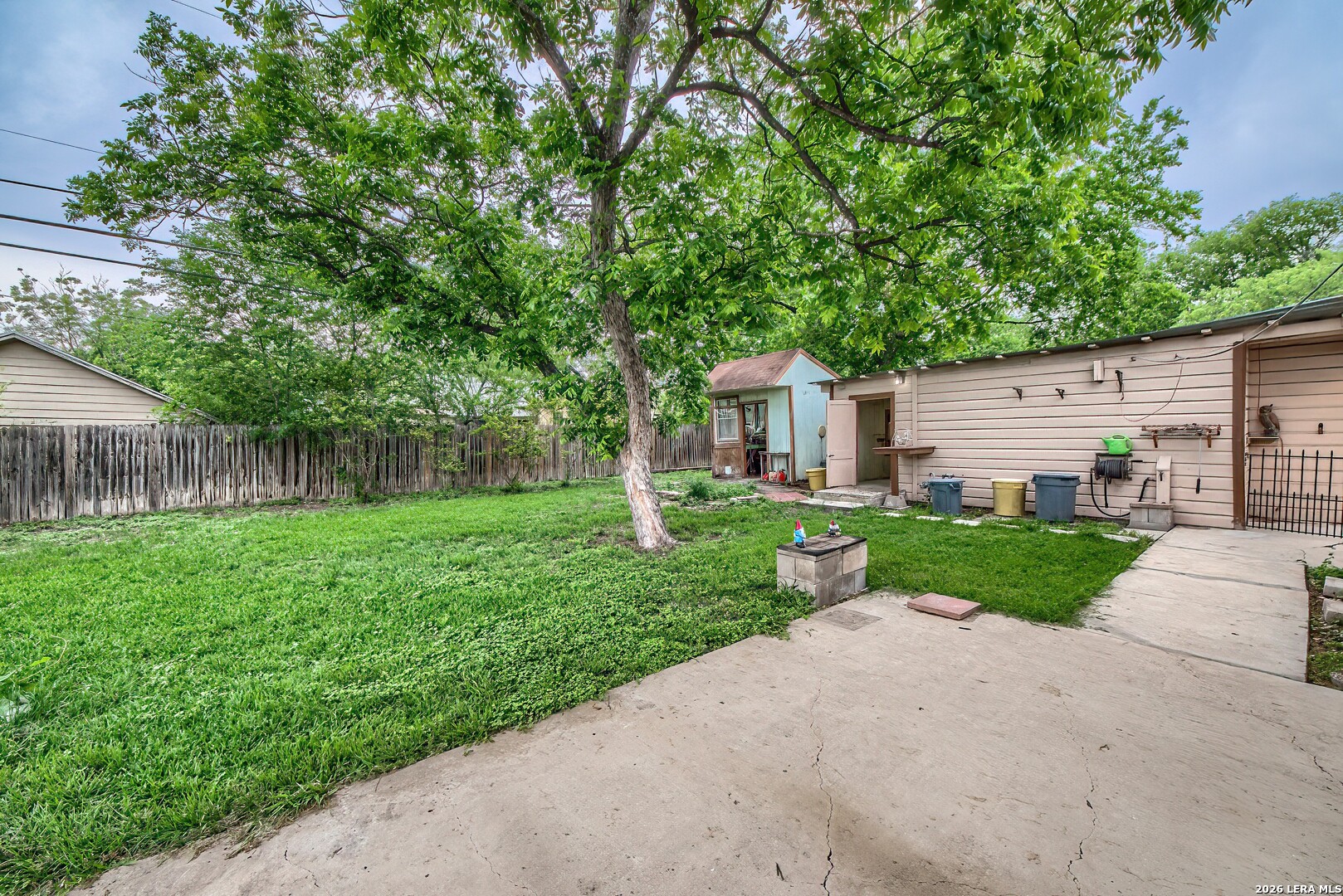main property photo 34