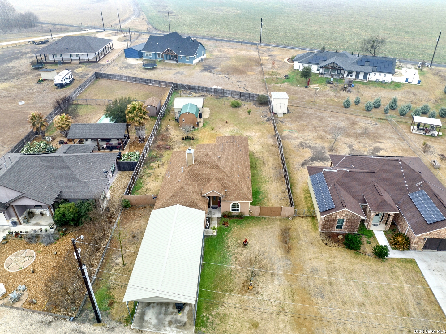 main property photo 32
