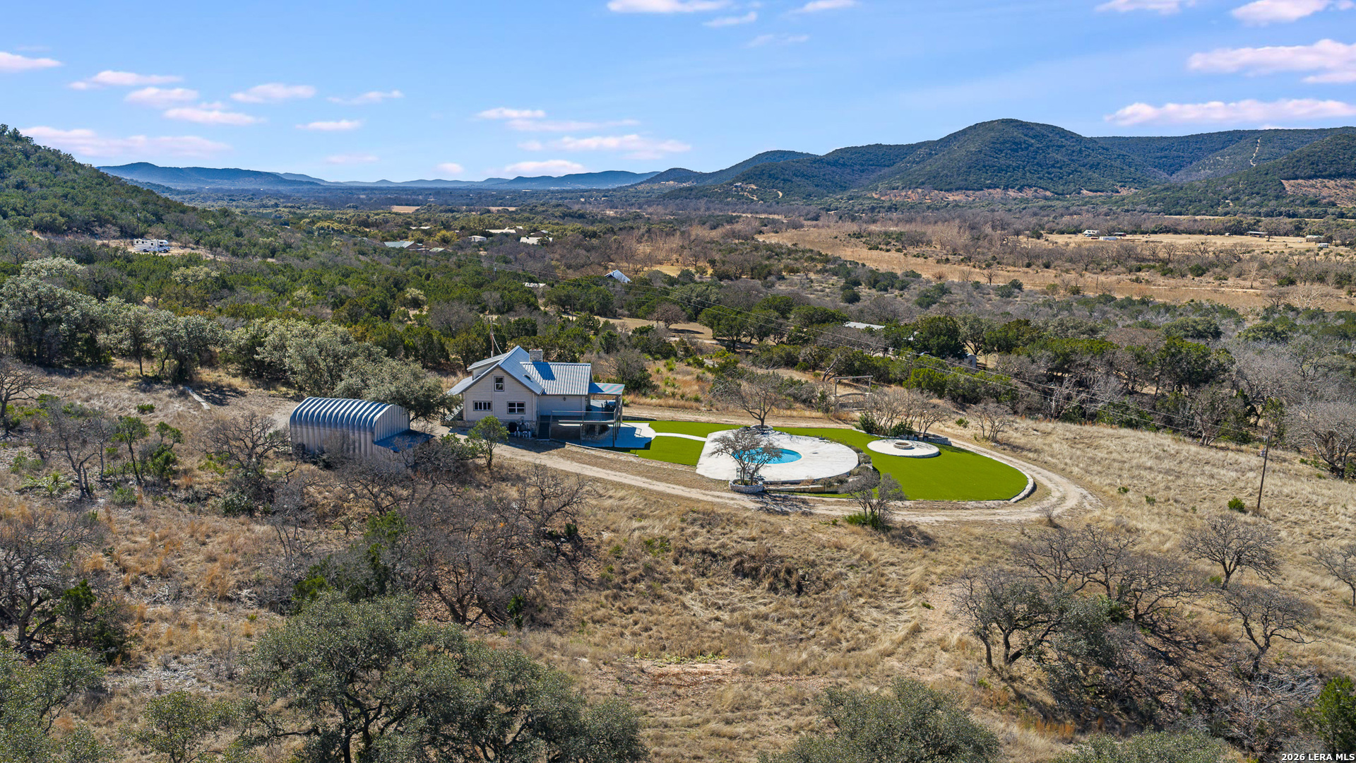 main property photo 15