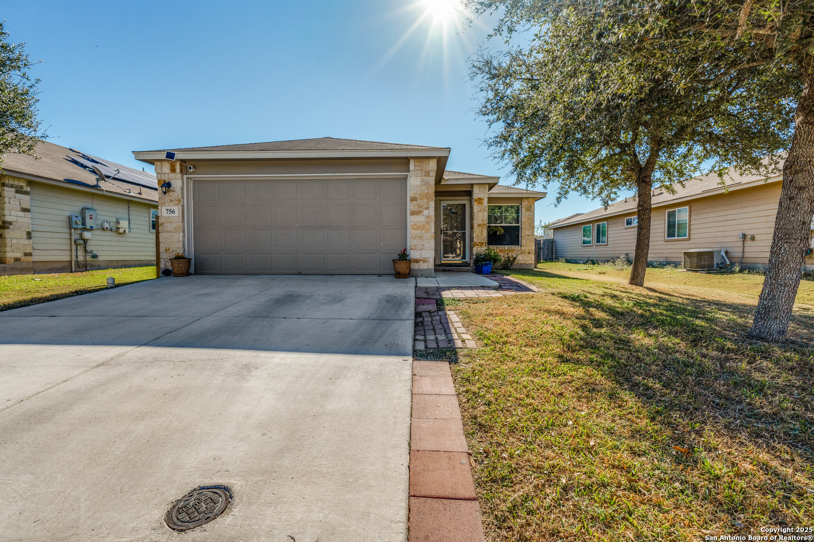 main property photo 2
