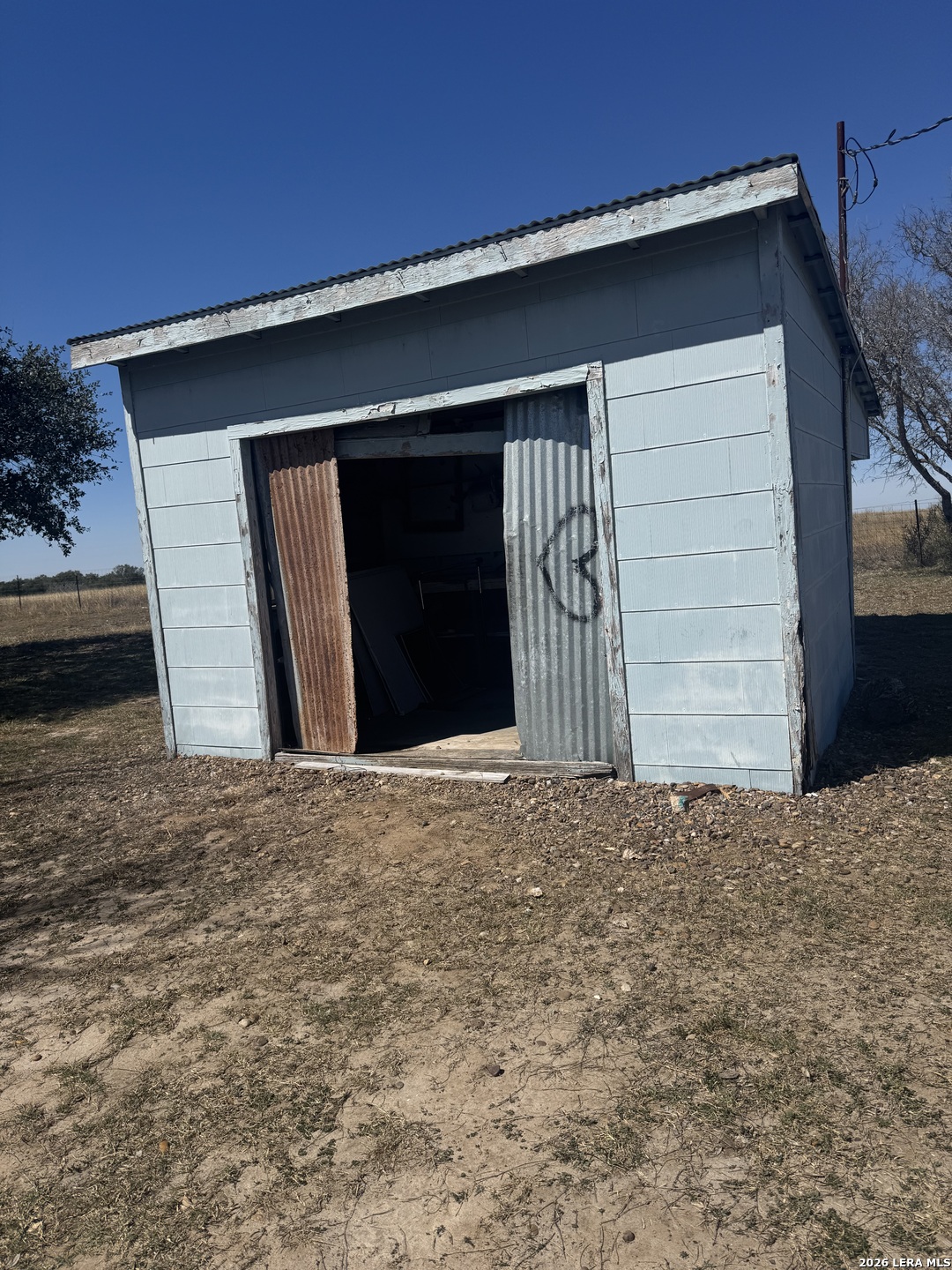 main property photo 4