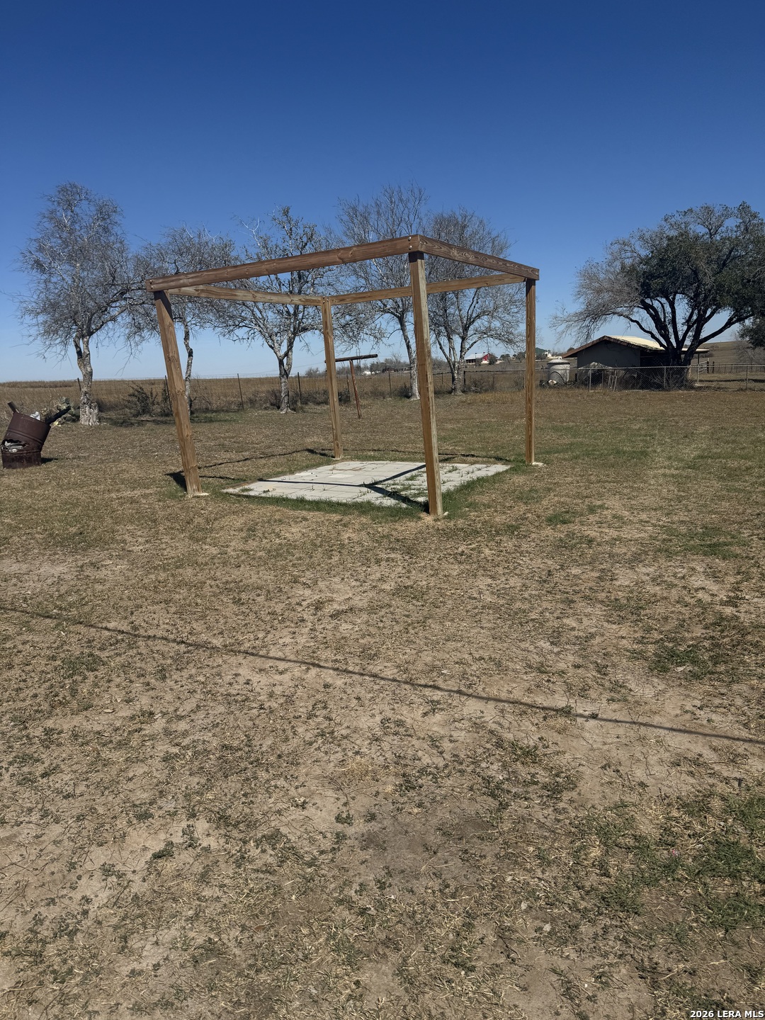 main property photo 5