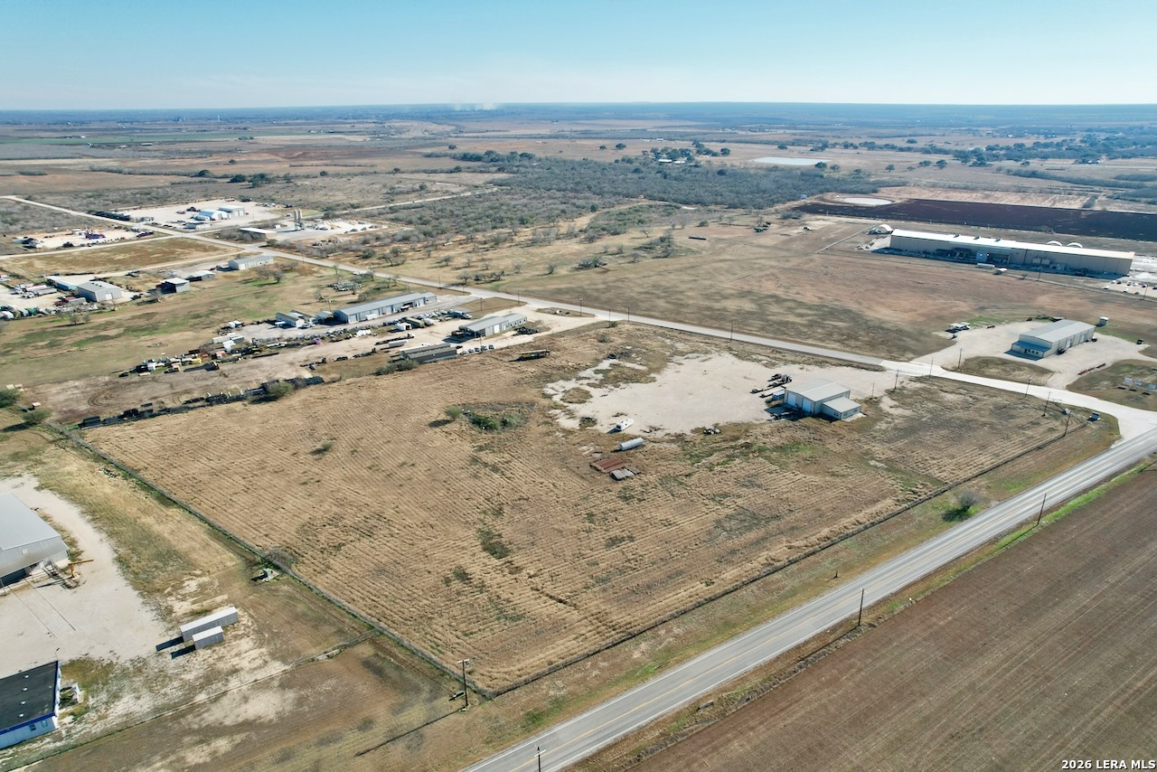 main property photo 12