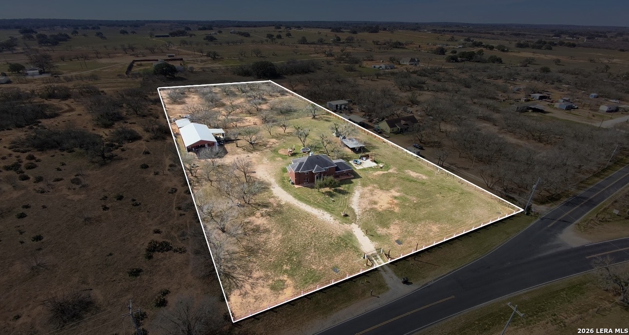main property photo 17