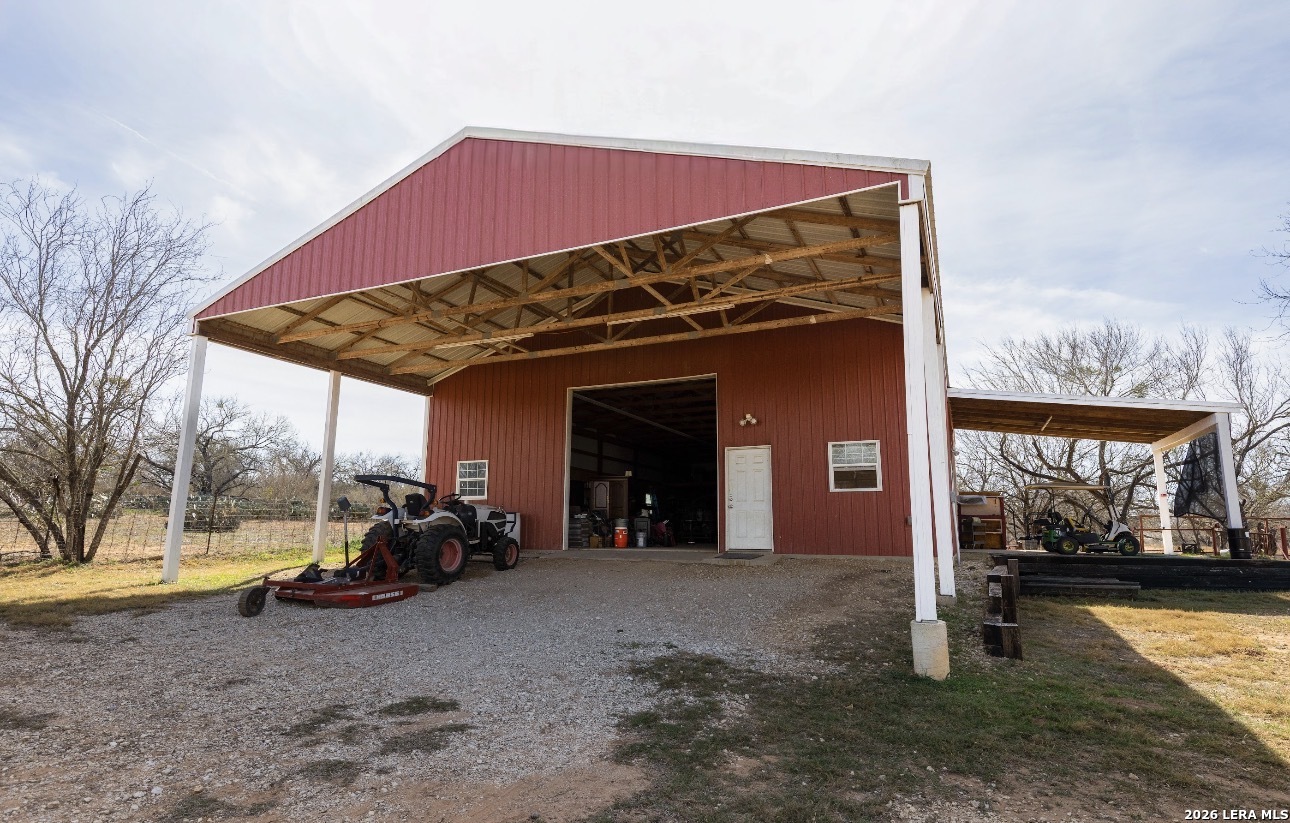 main property photo 21