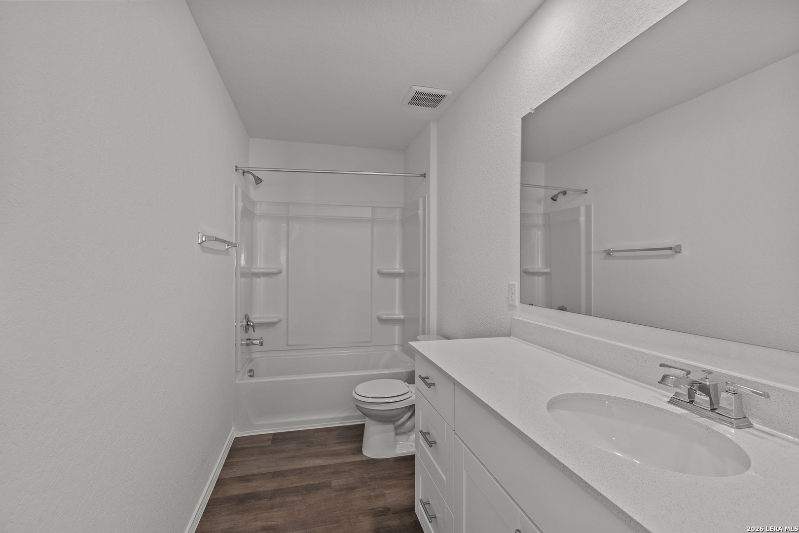 property viewer photo 2
