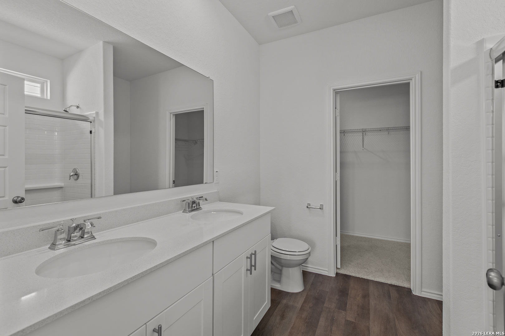property viewer photo 22
