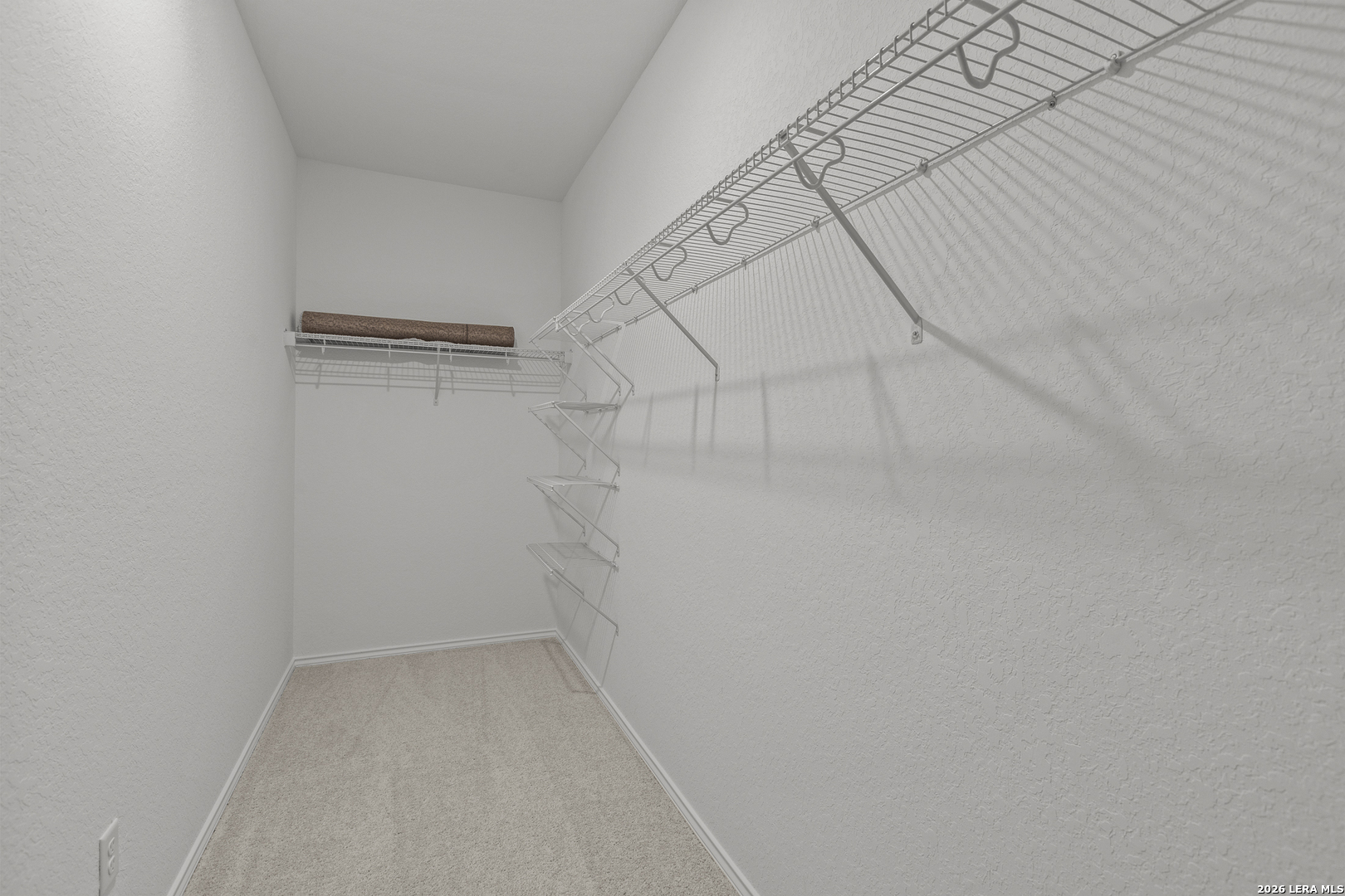 property viewer photo 23
