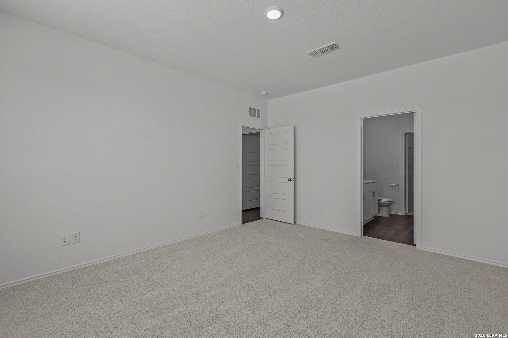 property viewer photo 25