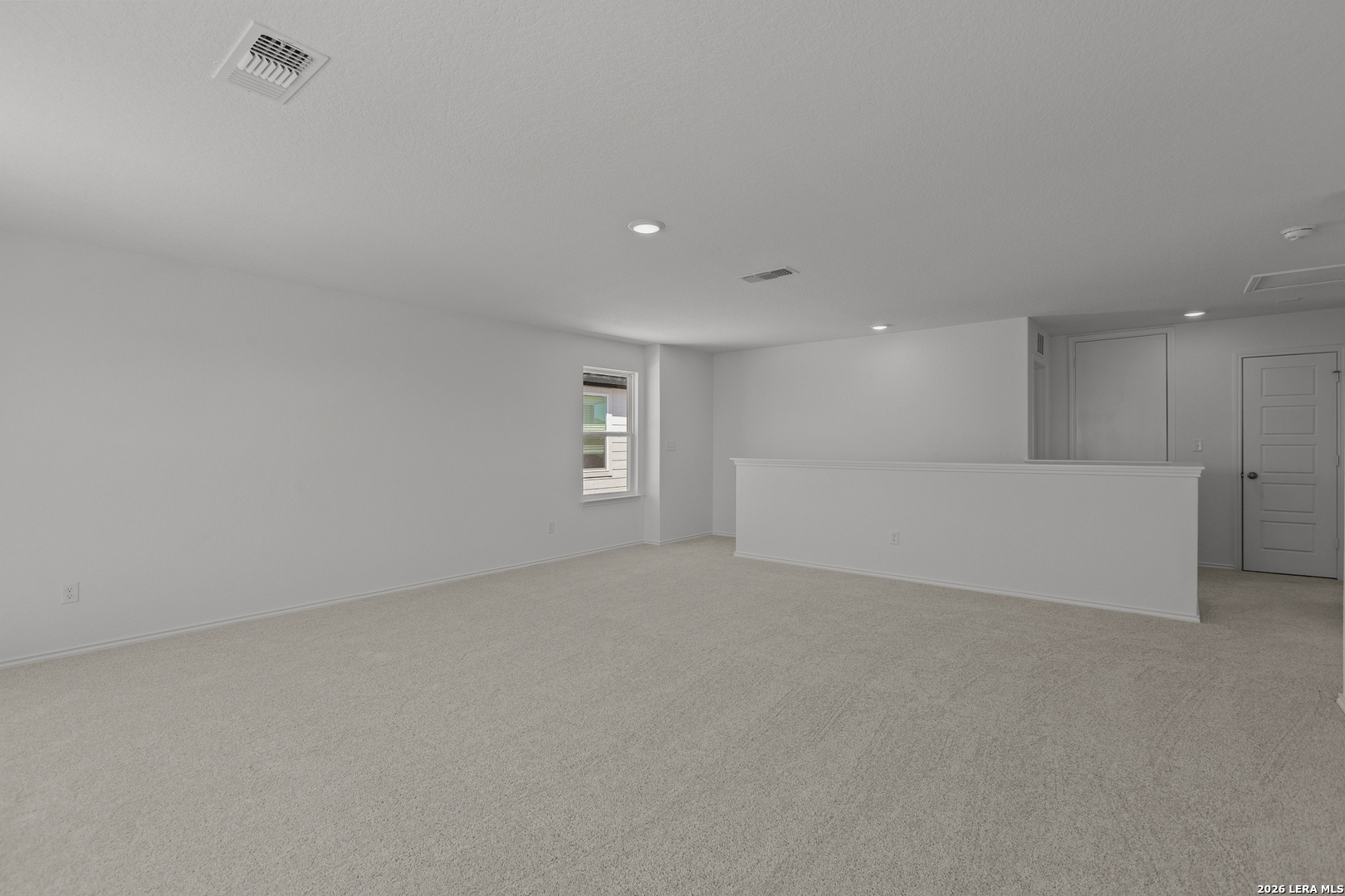 property viewer photo 30