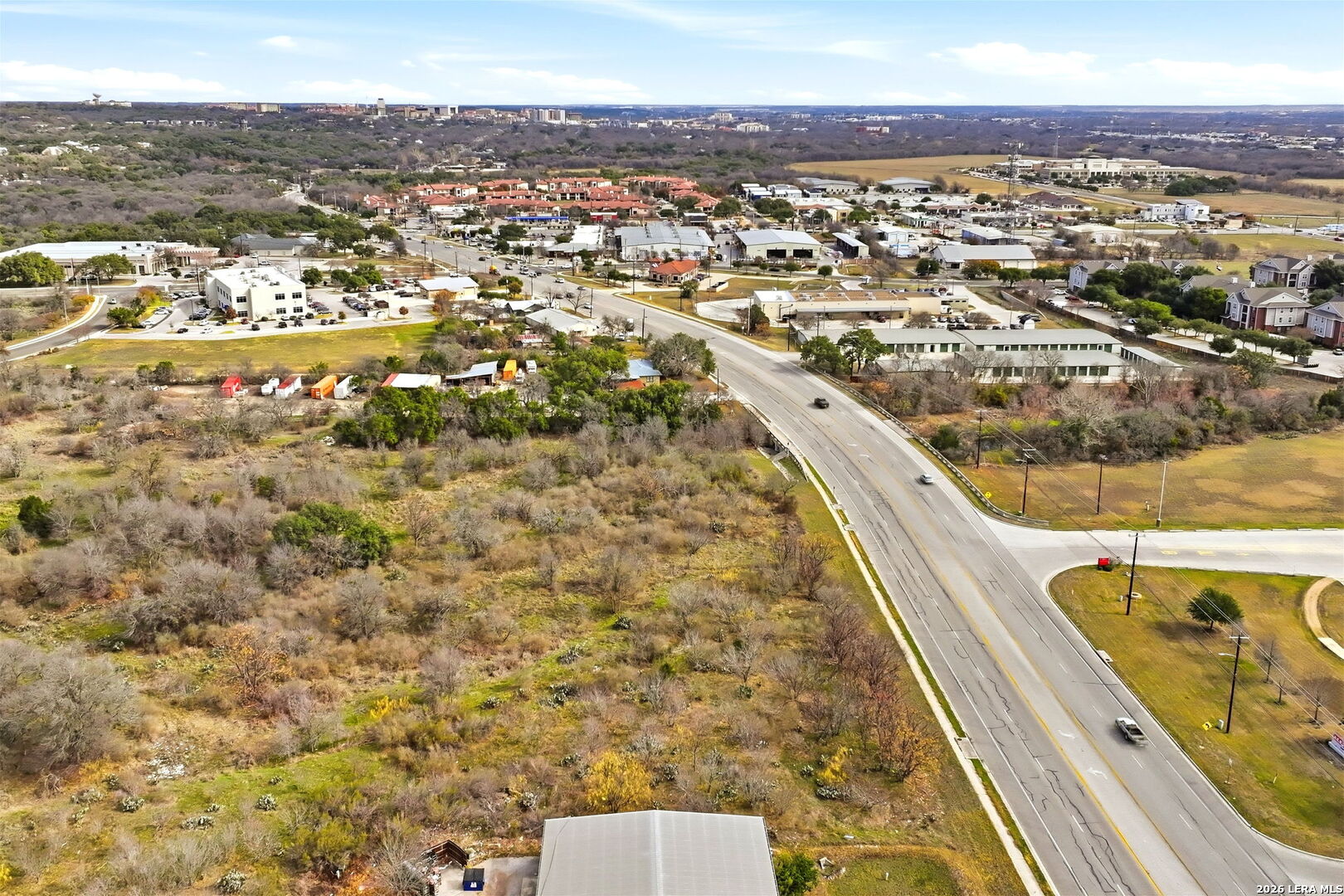 main property photo 16