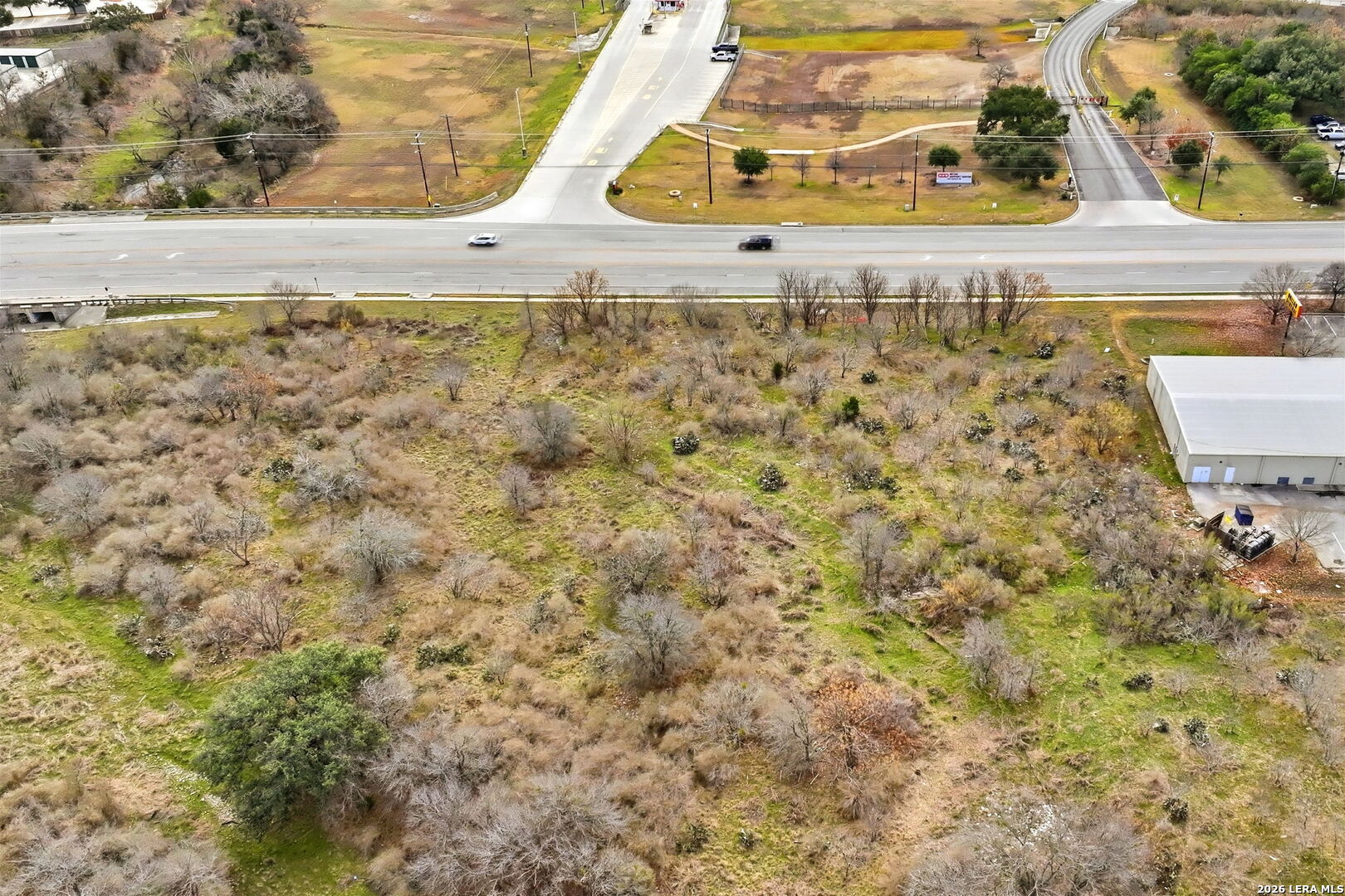 main property photo 6