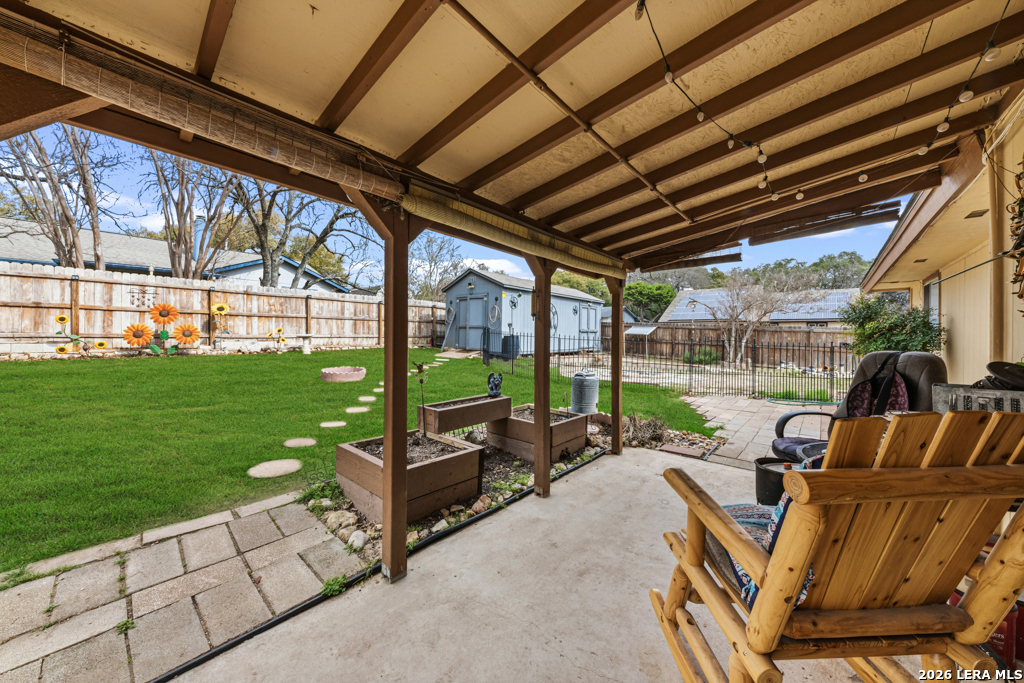 main property photo 23