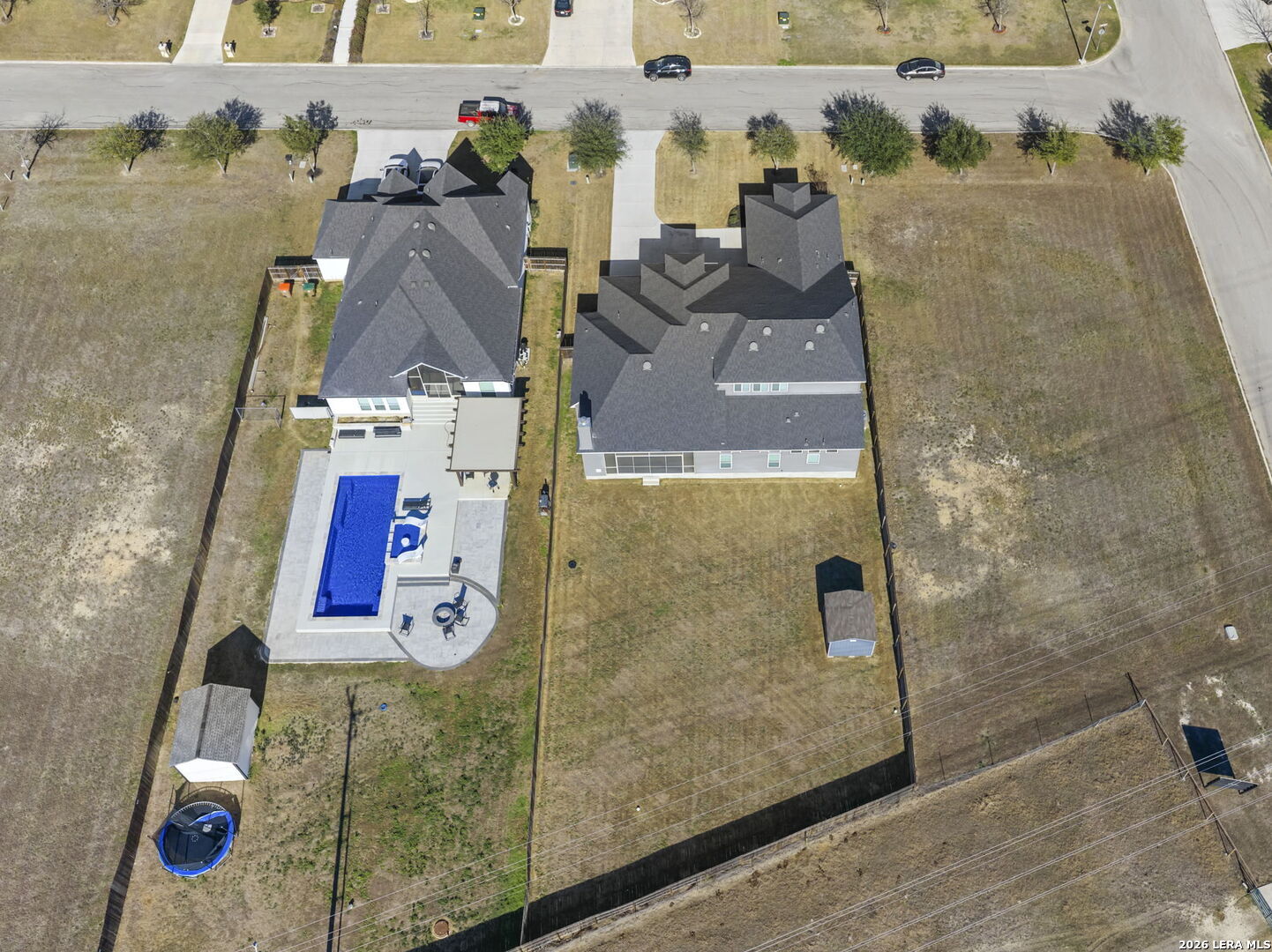 main property photo 44