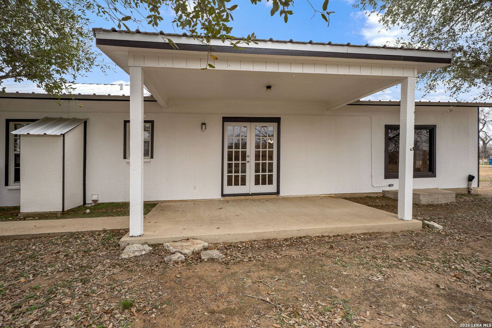 main property photo 27