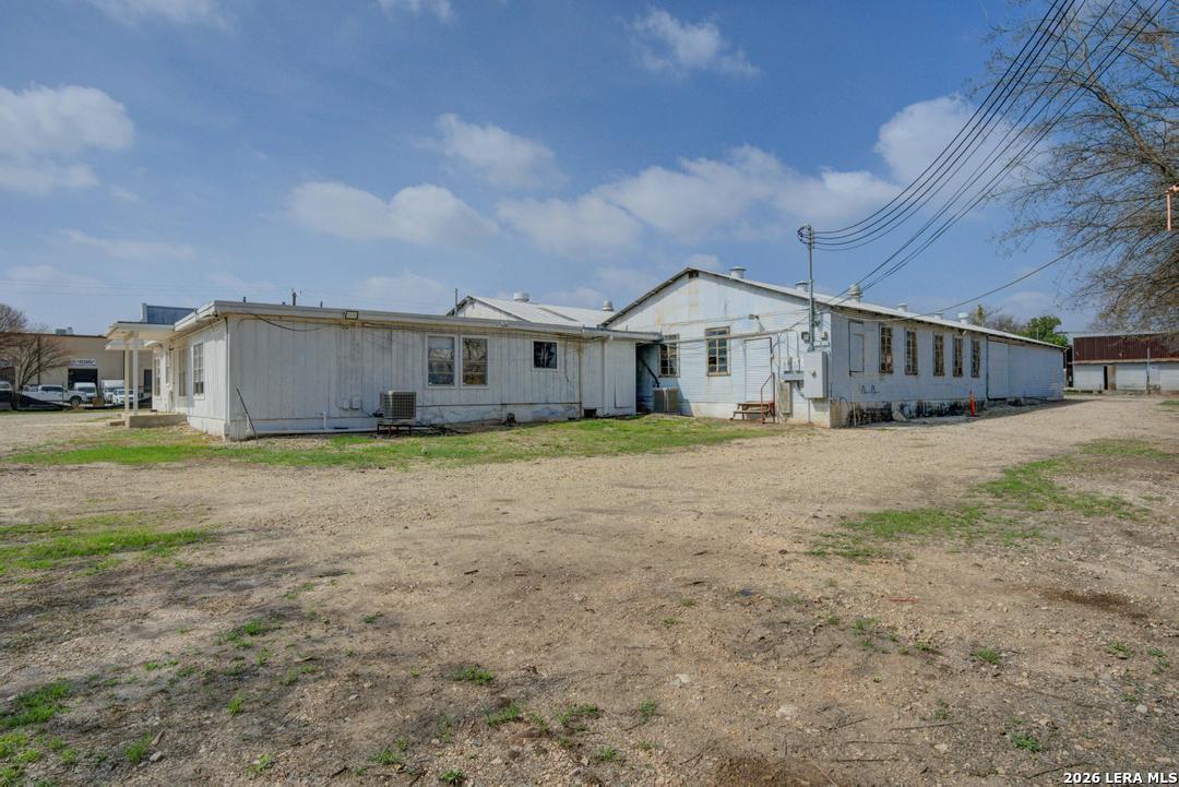 main property photo 24