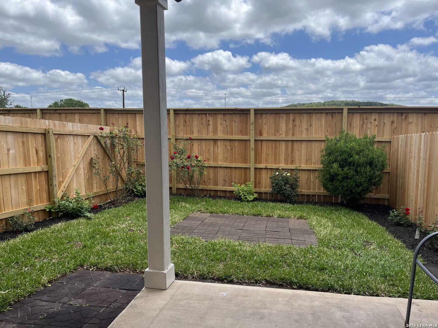 main property photo 26