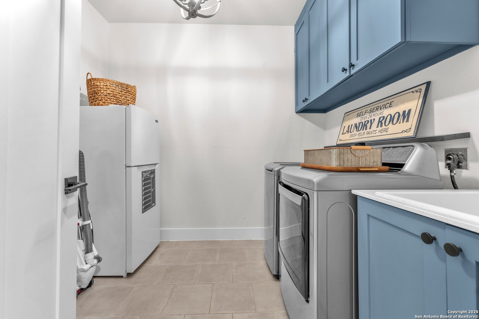 main property photo 62