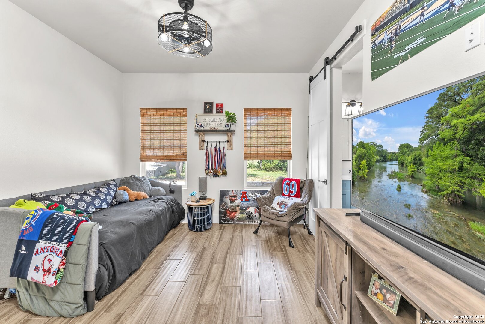 main property photo 65