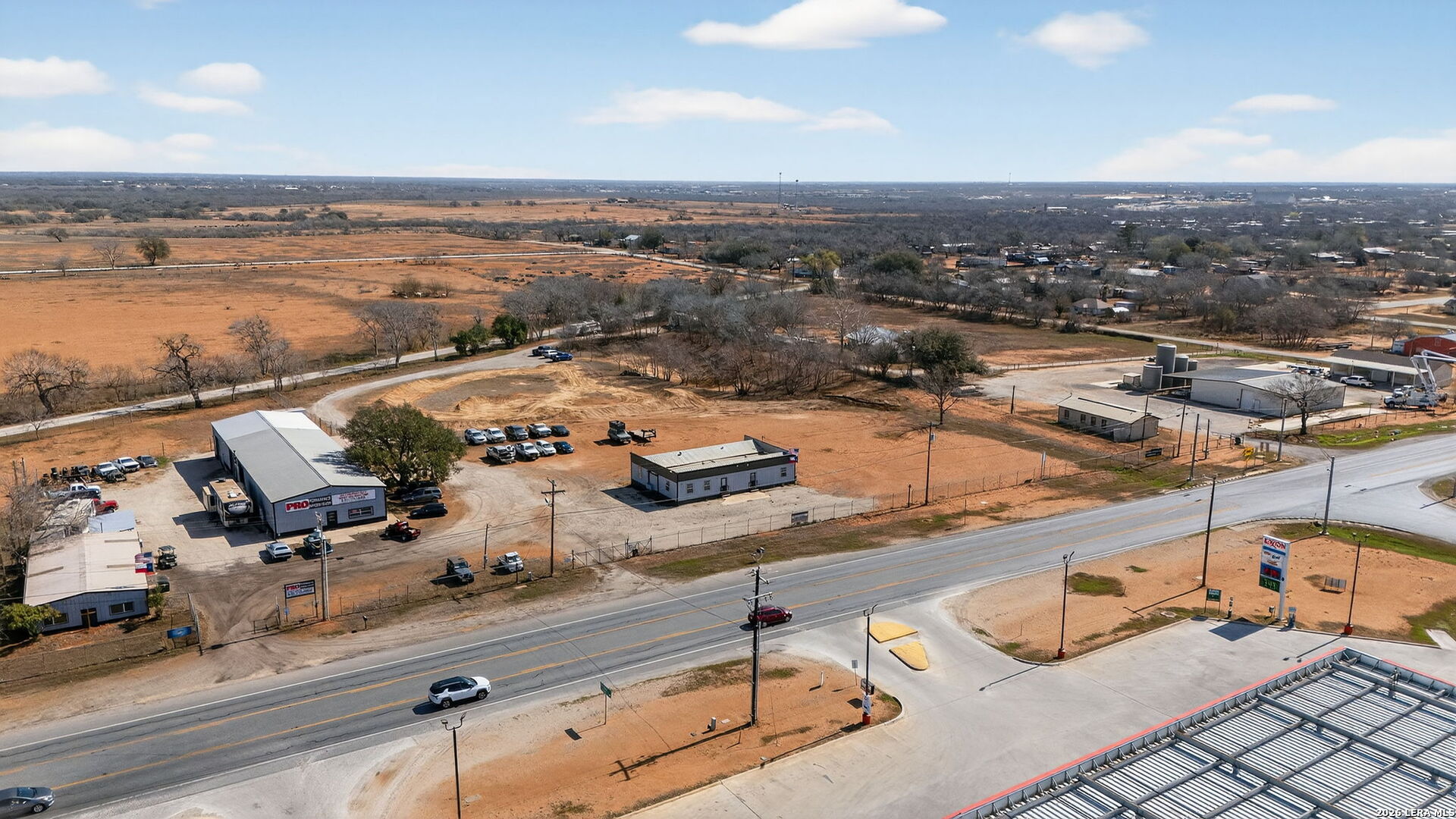 main property photo 23