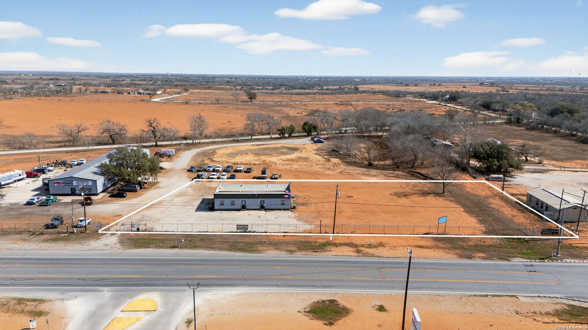 main property photo 3