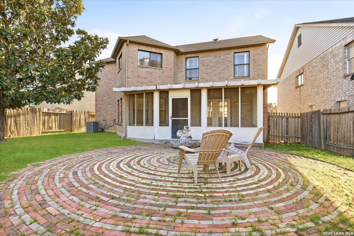 main property photo 32