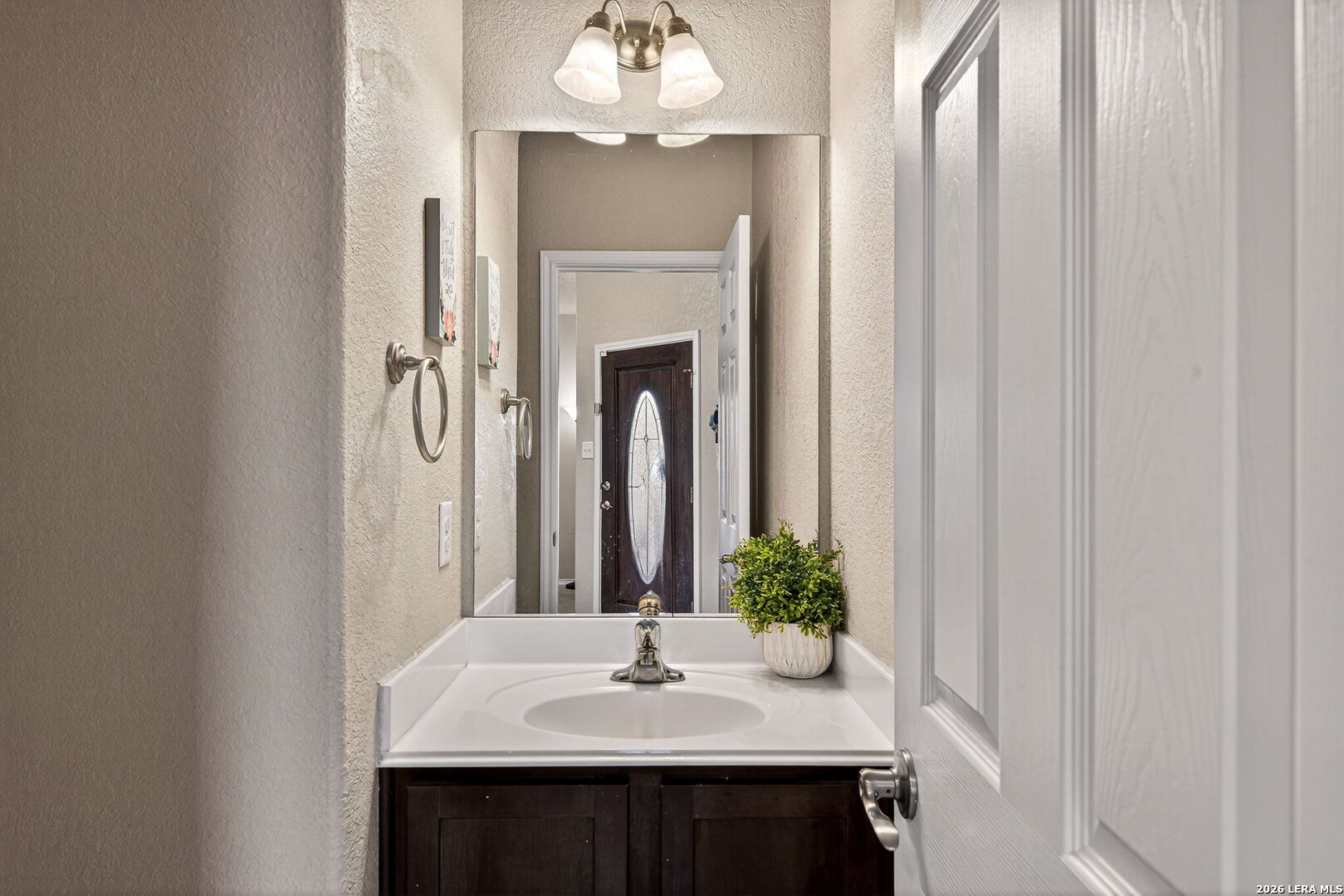 property viewer photo 12